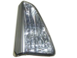 NISSAN MURANO Z50 05r LAMPA W KLAPĘ TYŁ LEWY