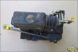 RENAULT SAFRANE 2.2 95r - ZAMEK DRZWI LEWY TYŁ