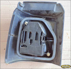 VW PASSAT B3  1992 KOMBI - LAMPA KAROSERYJNA PRAWA
