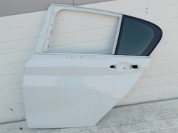 BMW F20 120i LIFT LCI 2018r 5D DRZWI LEWY TYŁ 