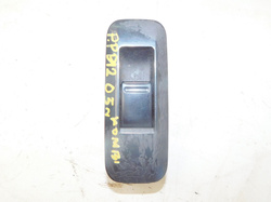 NISSAN PRIMERA P12 1.8 2005r KOMBI PRZEŁĄCZNIK SZYBY PRAWY PRZÓD