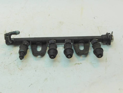 AUDI 80 B4 2.0 94r LISTWA WTRYSKOWA WTRYSKIWACZE 