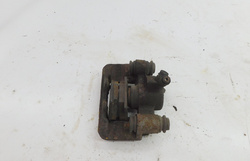 TOYOTA YARIS VERSO 1.4 ZACISK PRAWY TYŁ 