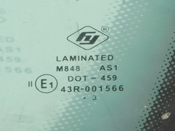 SEAT LEON I 1.9 TDI 04r SZYBA PRZÓD CZOŁOWA 