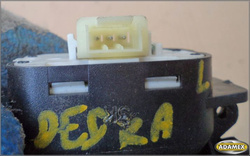 LANCIA DEDRA  93r - PRZEŁĄCZNIK SZYBY LEWY PRZÓD