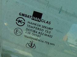 CHEVROLET EVANDA 2.0 05r SZYBA DRZWI PRZÓD PRAWY