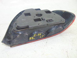 BMW E39 523 2.5 170KM 97r LAMPA TYŁ LEWY