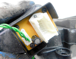 BMW E39 2.5 GŁOŚNIK LEWY PRZÓD 8360775