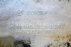 MERCEDES W210 LIFT SEDAN 2.2 CDI 01r LAMPA Z KLAPY PRAWY TYŁ A2109202464