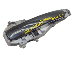 SKODA OCTAVIA II 2005r KOMBI KLAMKA DRZWI LEWY TYŁ