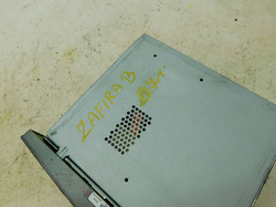 OPEL ZAFIRA B 1.6 16V 07r RADIO CD 132511052 