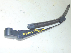 TOYOTA AVENSIS T25 2.0D 07r RAMIĘ WYCIERACZKI TYŁ