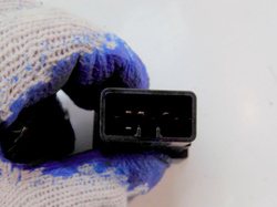 TOYOTA AVENSIS T25 2.2 D4D PRZEŁĄCZNIK TRAKCJI TRC