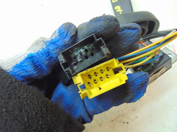 VOLVO FL6 220 03r PRZEŁĄCZNIK WYCIERACZEK 3944672