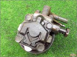 HYUNDAI ACCENT II 1.5CRDI 2003r POMPA WSPOMAGANIA