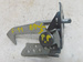 BMW F10 F11 2011r ZAMEK RYGIEL MASKI POKRYWY SILNIKA 7183764 PRAWY