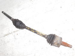 DISCOVERY III L319 2.7D 04r PÓŁOŚ PRZÓD PRAWY