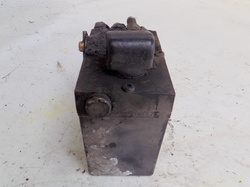 VOLVO FL6 220 00-06 POMPKA PODNOSZENIA KABINY