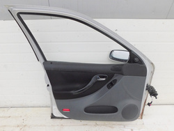 SEAT LEON I 1.9 TDI 04r DRZWI LEWY PRZÓD 5D SREBRNE L57N