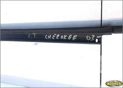 JEEP CHEROKEE KJ LIBERTY LISTWA DACHOWA LEWA TYŁ