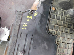 BMW E46 2.0D 1999r OBUDOWA OSŁONA NA SILNIK