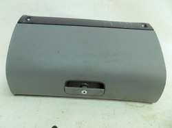 SKODA OCTAVIA I 1999r SCHOWEK PASAŻERA