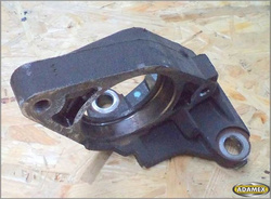 RENAULT LAGUNA II 2.0 04r - ŁAPA MOCOWANIE