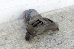 MERCEDES ECONIC 957.661 03r ZACISK LEWY TYŁ 3 OŚ 