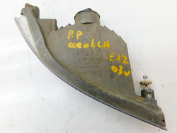 TOYOTA COROLLA E12 2.0 HALOGEN LAMPA PRZECIWMGIELNA PRAWA 