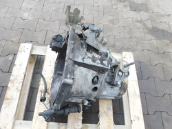 XSARA PICASSO 1.6 HDI SKRZYNIA BIEGÓW 20DM62