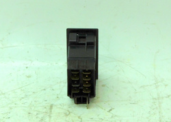 MAN LE 10.225 L2000 M2000 02r PRZEŁĄCZNIK PODNOSZENIA PODUSZEK 