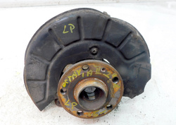 SKODA OCTAVIA II RS 2.0 TSI 2005r ZWROTNICA PIASTA LEWY PRZÓD 