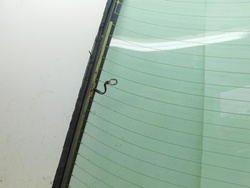 AUDI 80 B4 1.9 TDI 94r SZYBA TYŁ SEDAN 