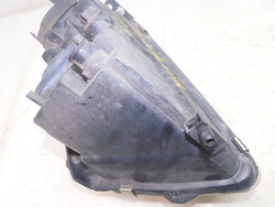 VW PASSAT B5 1.9 TDI LAMPA REFLEKTOR PRAWY PRZÓD