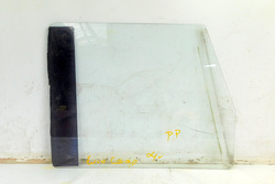 IVECO EUROCARGO 80E21 17,5" 5,9L 04r SZYBA PRAWY PRZÓD