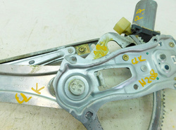 MERCEDES CLK W208 98r PODNOŚNIK SZYBY PRAWY PRZÓD