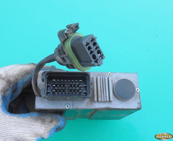 OPEL OMEGA B 2.0 8V 94r - MODUŁ STEROWNIK