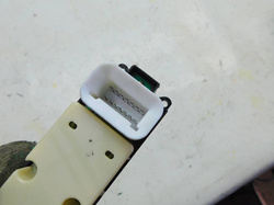 MITSUBISHI SPACE WAGON III PRZEŁĄCZNIK PANEL SZYB