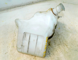 MITSUBISHI CANTER 3.3 TD 95r ZBIORNIK PŁYNU SPRYSKIWACZY