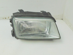 AUDI A4 B5 1.6 94-01 LAMPA REFLEKTOR PRAWY PRZÓD PRZEDLIFT H7 8D0941030 