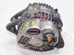 KIA SORENTO I 2.5CRDI 09r ALTERNATOR 37300-4A300