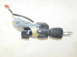 PEUGEOT 407 1.6 HDI 2006r STACYJKA Z KLUCZYKIEM 