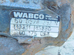 IVECO EUROCARGO 120EL18 02-08r ZACISK HAMULCOWY LEWY PRZÓD 17,5"