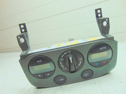 NISSAN PRIMERA 2.0 TD P11  PANEL KLIMATYZACJI