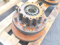 IVECO EUROCARGO 160E25 02-08r PIASTA ZWROTNICA PRAWY TYŁ 19,5"