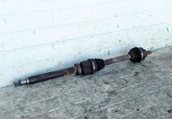  FORD FOCUS Mk2 2.0 TDCI 07r HB PÓŁOS PRAWA PRZÓD