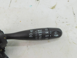 TOYOTA YARIS VERSO 1.4 D4D PRZEŁĄCZNIK WYCIERACZEK 