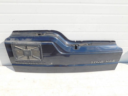 DISCOVERY III L319 04r KLAPA BAGAŻNIKA TYŁ DOLNA