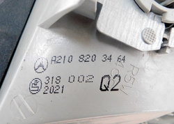 MERCEDES W210 LIFT SEDAN 2.2 CDI 01r LAMPA PRAWY TYŁ A2108203464