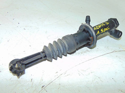 RENAULT SCENIC II 1.5DCI 04r POMPKA SPRZĘGŁA 